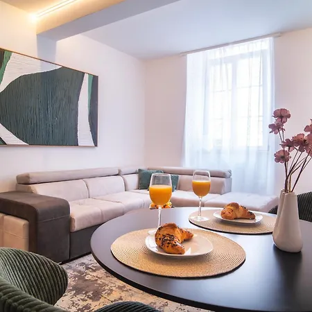 Apartment D&a Amphitheatre Premium With Free Parking
